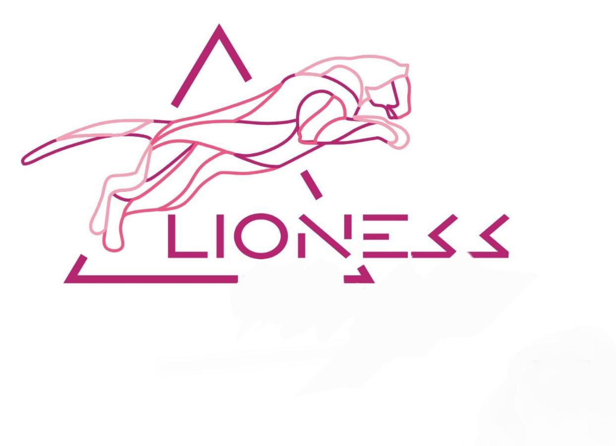 Lioness Estate - Dunedin Esterno foto